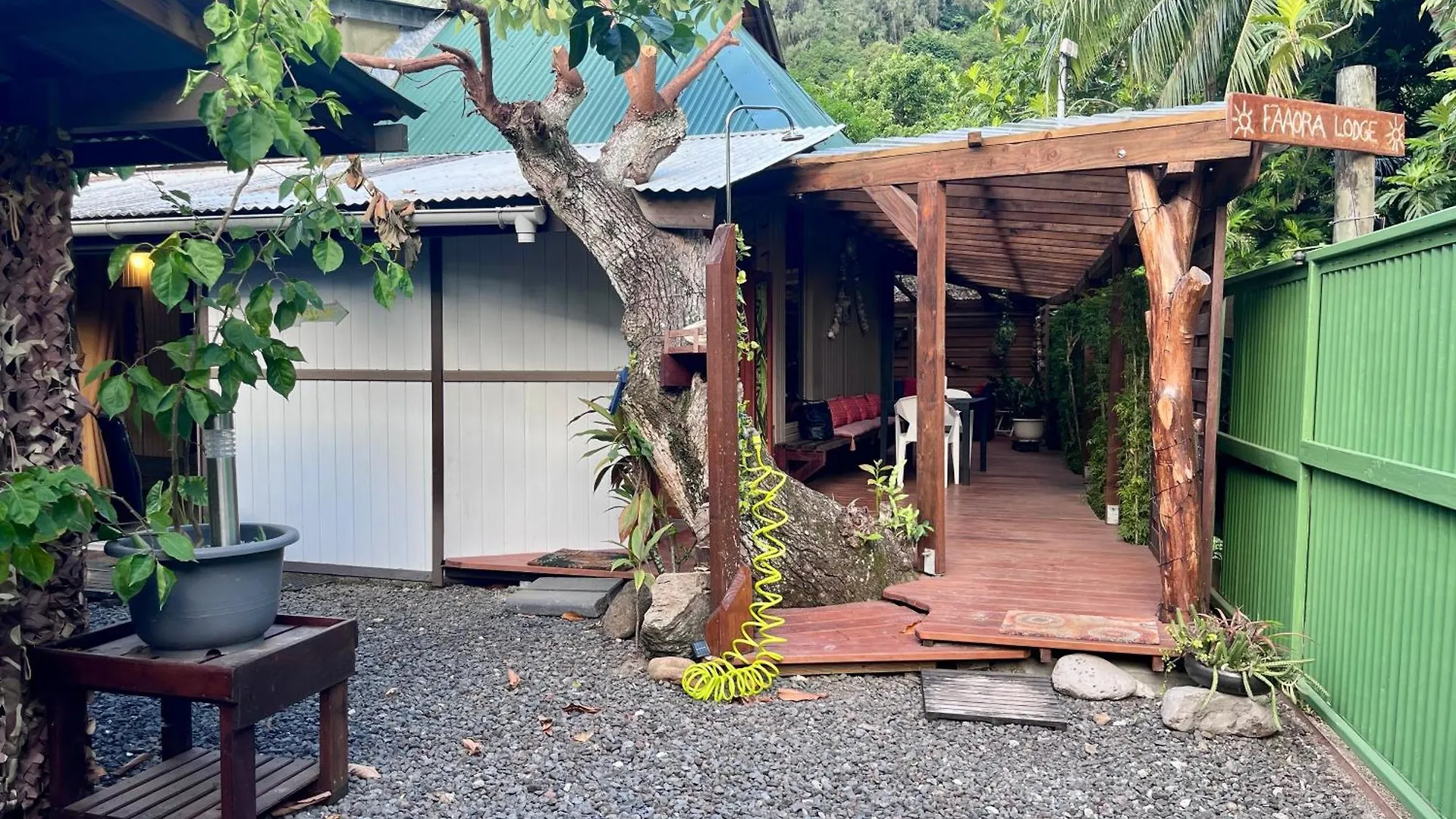Holiday home Faaora Lodge, Little Paradise Haapiti